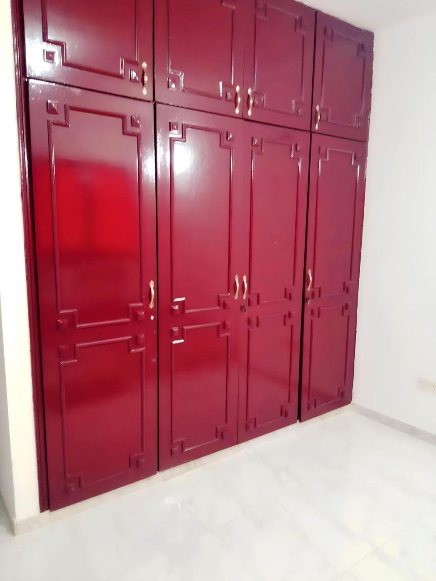 Corniche Street - For Males 